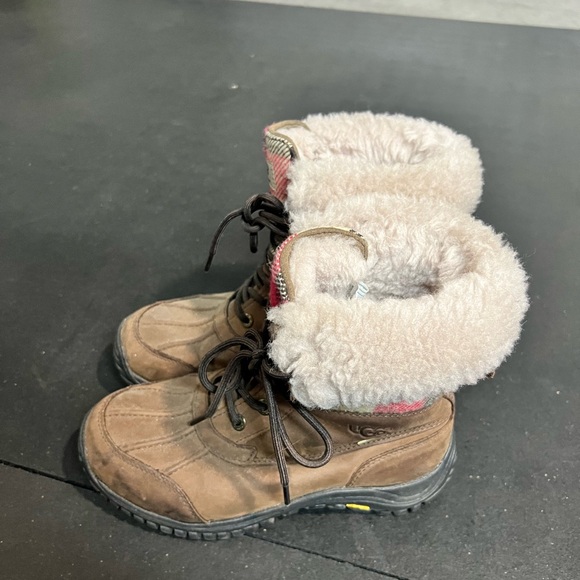 Ugg waterproof snow boots - Picture 4 of 5